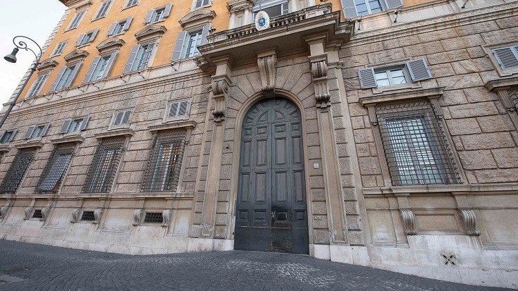 Ingresso del Palazzo sede del Dicastero per la Dottrina della Fede